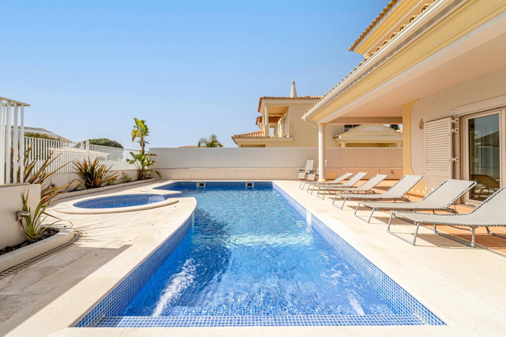 Villa Ribeiro By Hellovacations Albufeira Kültér fotó
