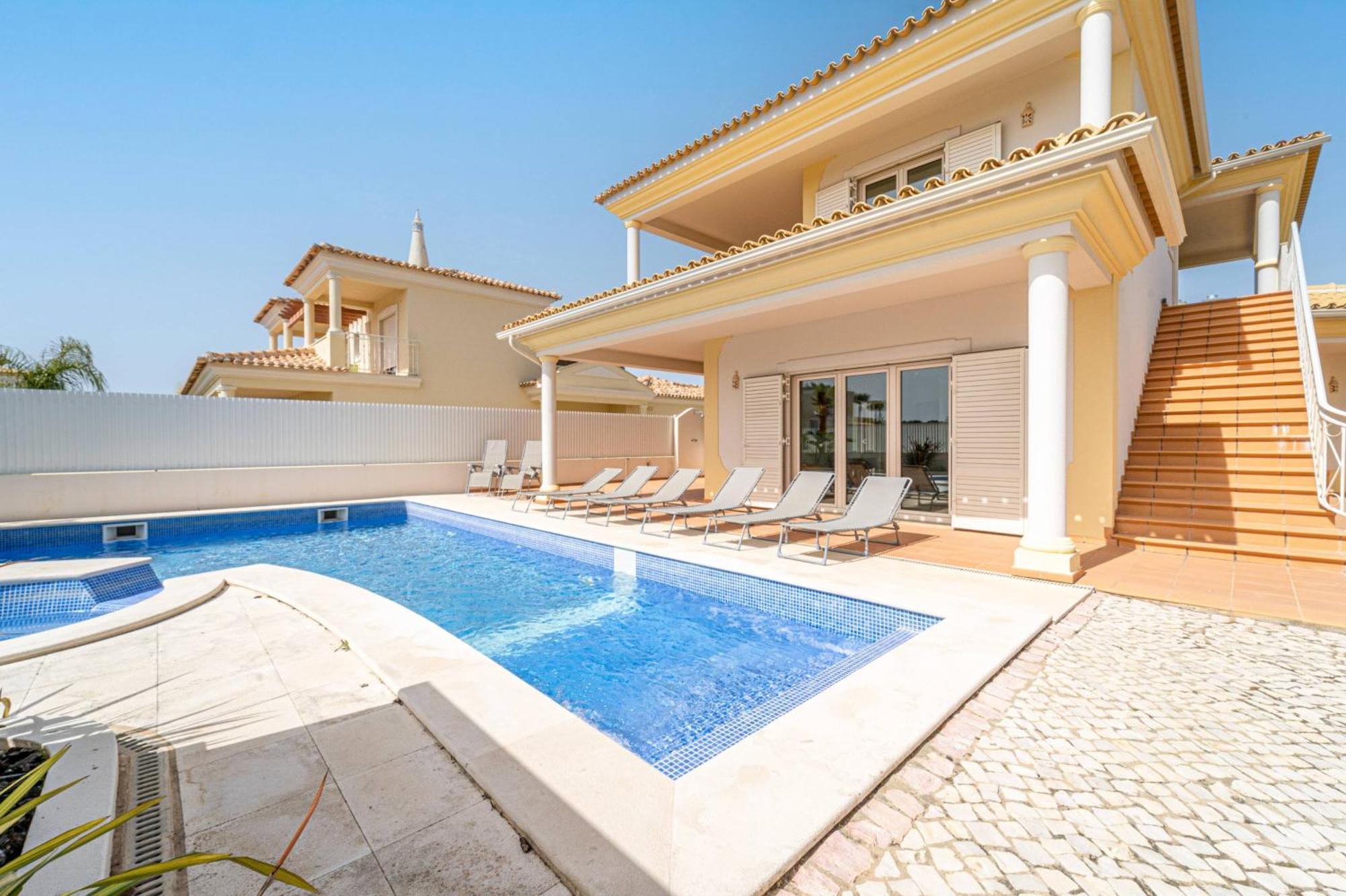 Villa Ribeiro By Hellovacations Albufeira Kültér fotó